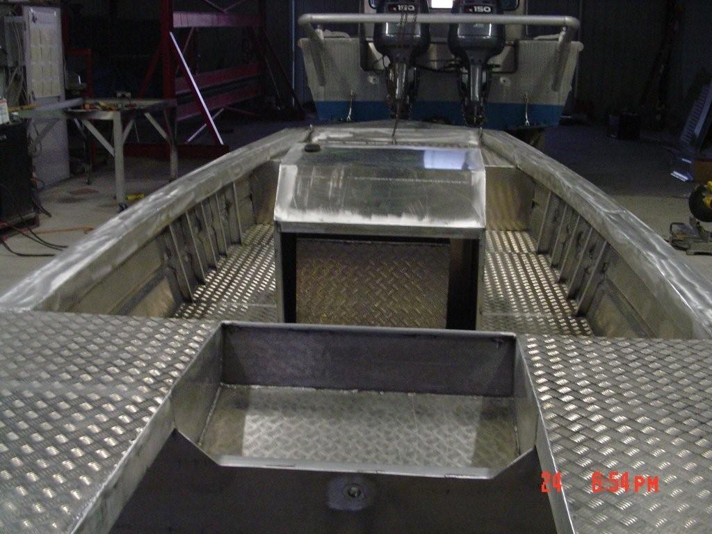 aluminum bay boat